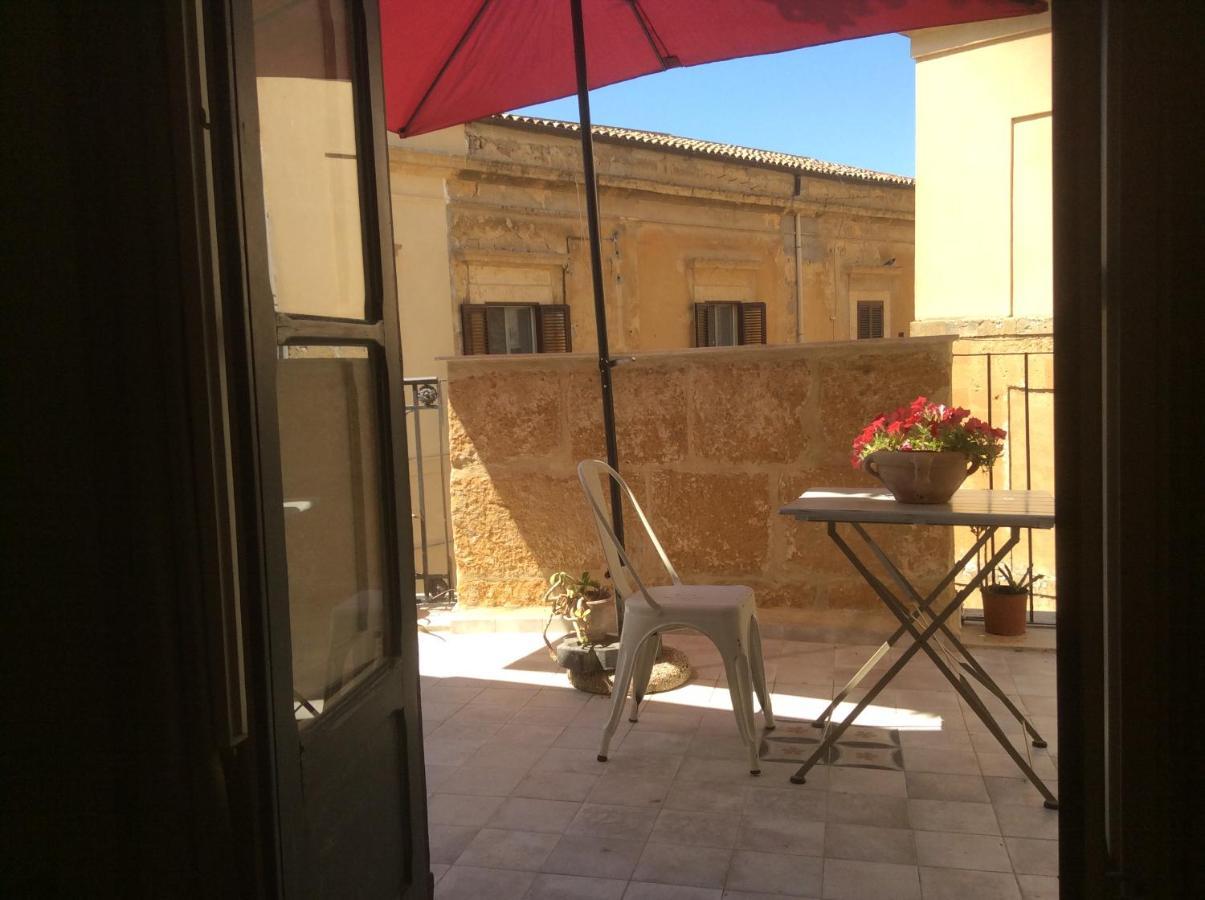 Charme In Centro - Tourist Rental Agrigento Exterior photo